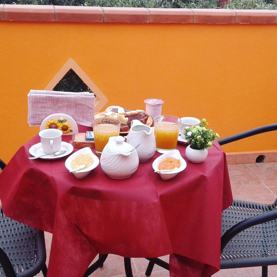 B&B Il Girasole Sant'Anna Arresi Luaran gambar