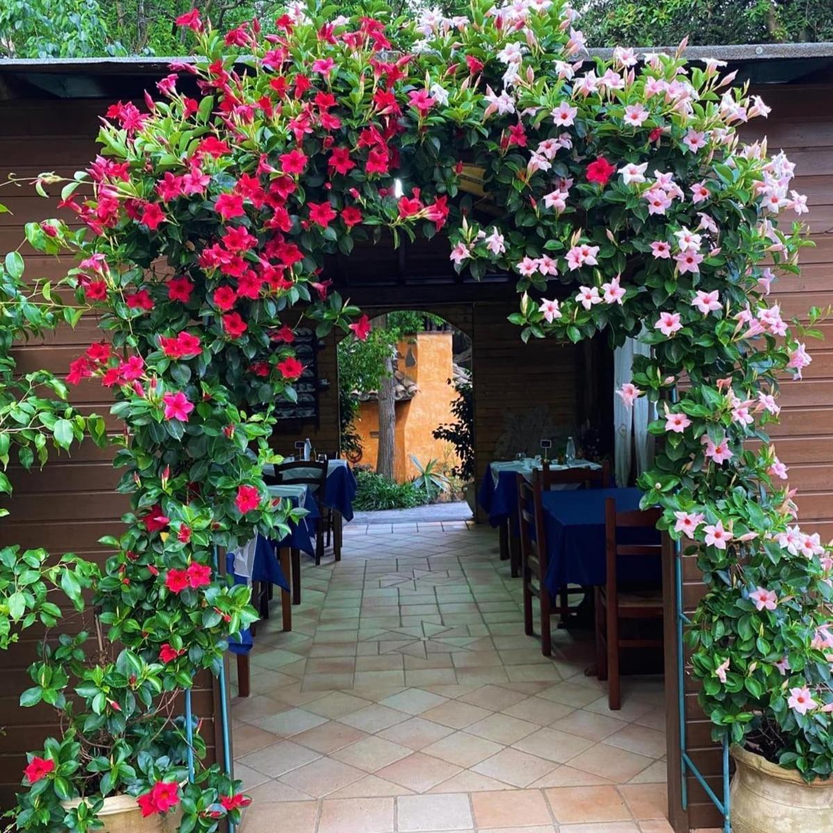 B&B Il Girasole Sant'Anna Arresi Luaran gambar
